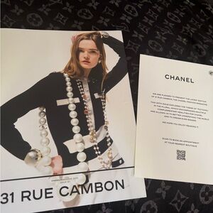 CHANEL Monochrome Sweater with Pearl Details